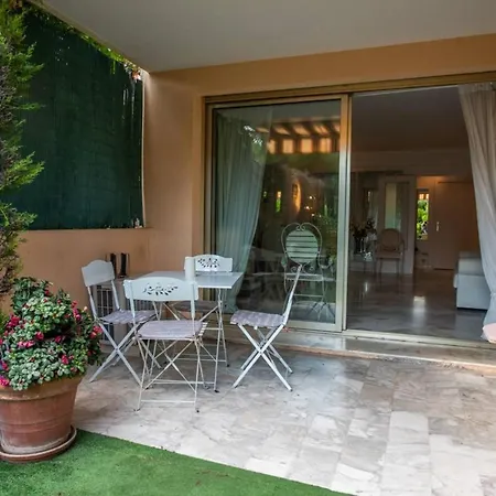 Spacious 3 Pax With Garden In