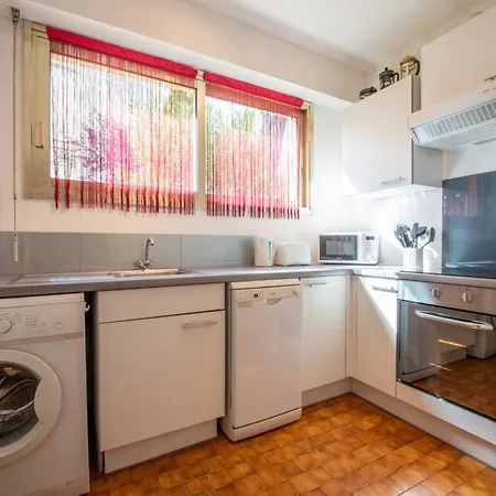 Spacious 3 Pax With Garden In Cannes